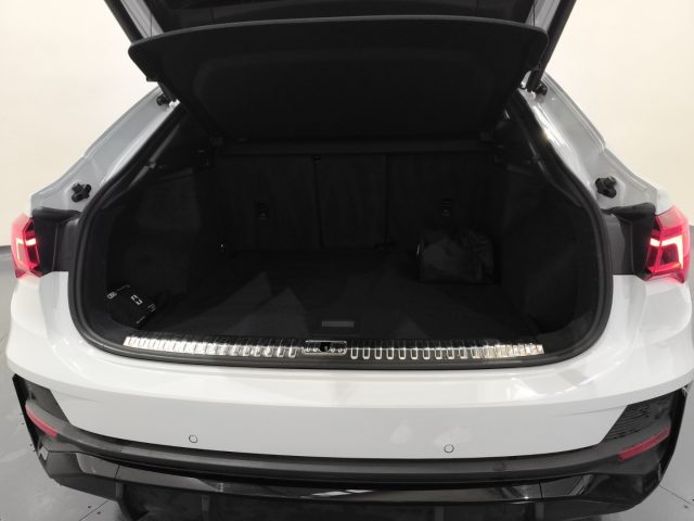 AUDI Q3 usata, con Isofix
