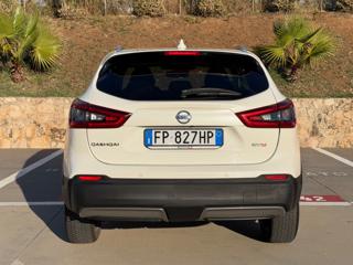 NISSAN Qashqai usata, con Boardcomputer