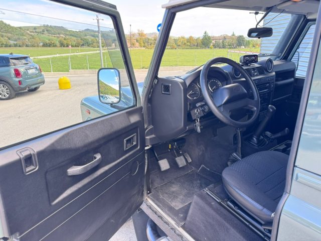 LAND ROVER Defender usata, con Cronologia tagliandi