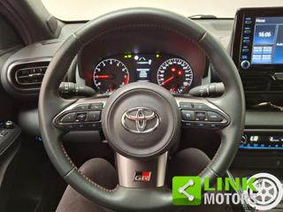 TOYOTA Yaris usata, con Autoradio