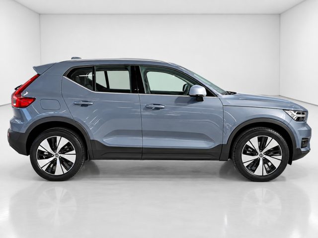 VOLVO XC40 usata, con Autoradio