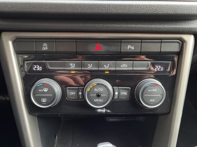 VOLKSWAGEN T-Roc usata, con Autoradio digitale