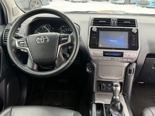 TOYOTA Land Cruiser usata, con Controllo trazione