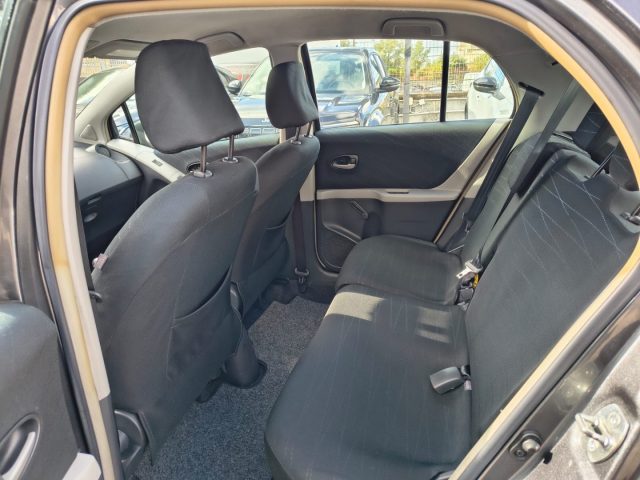 TOYOTA Yaris usata, con Chiusura centralizzata