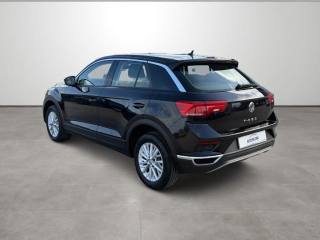 VOLKSWAGEN T-Roc usata, con Autoradio