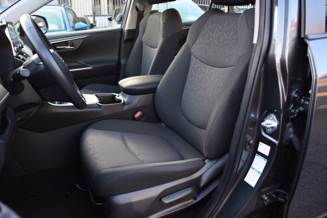 TOYOTA RAV 4 MY23 usata, con Autoradio