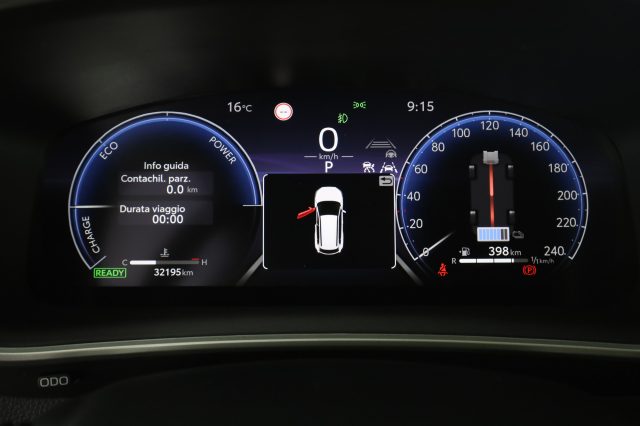 TOYOTA Corolla Cross usata 6