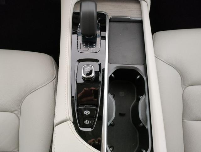 VOLVO XC90 usata, con Portellone posteriore elettrico