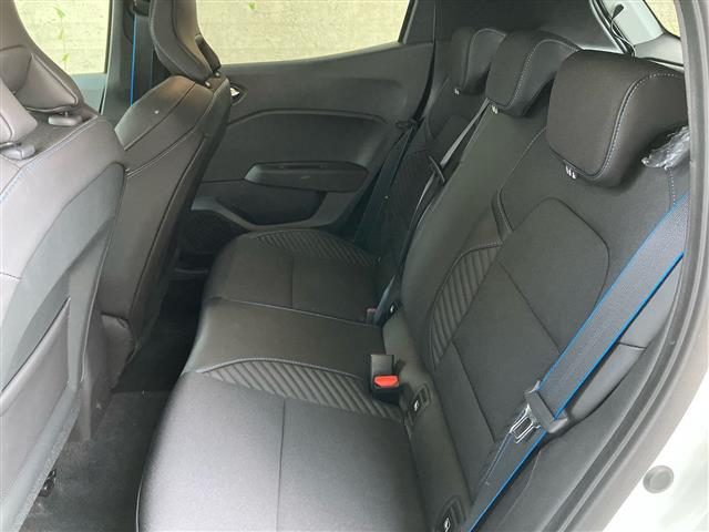 RENAULT Clio usata 8