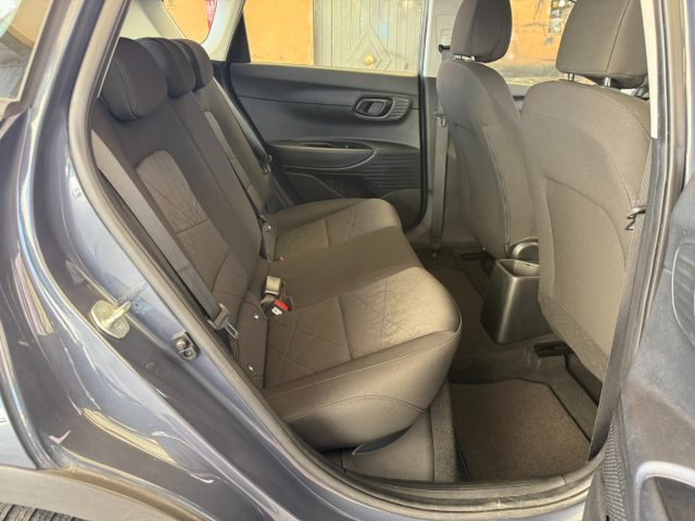 HYUNDAI Bayon usata, con Touch screen