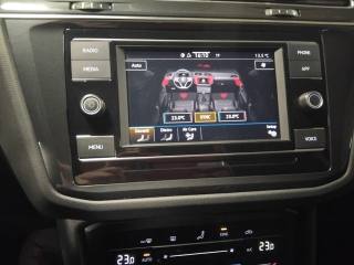 VOLKSWAGEN Tiguan usata, con Airbag testa