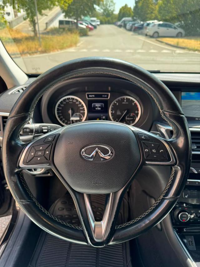INFINITI QX30 usata, con Controllo trazione