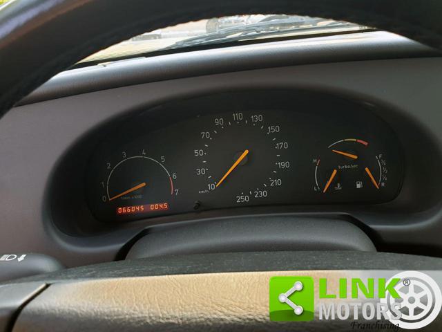 SAAB 900 usata, con Sedile posteriore sdoppiato