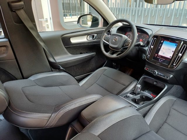 VOLVO XC40 usata, con Luci diurne LED