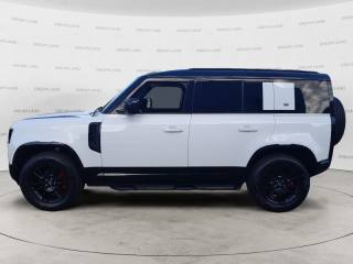 LAND ROVER Defender usata, con Autoradio
