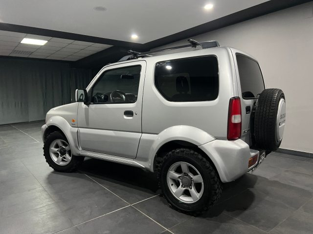 SUZUKI Jimny usata, con Alzacristalli elettrici