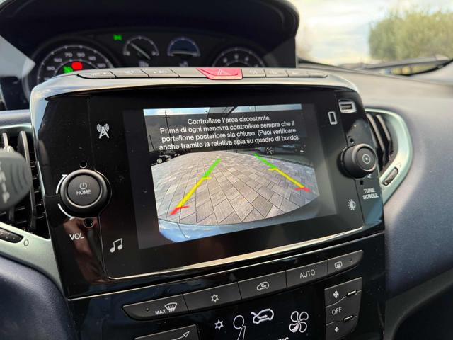 LANCIA Ypsilon usata, con Controllo automatico clima