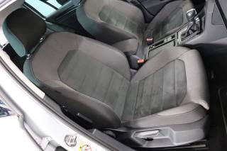 VOLKSWAGEN Golf Variant usata, con Bluetooth