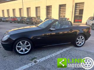 MERCEDES-BENZ SLK 200 usata, con Airbag