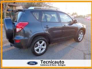TOYOTA RAV 4 usata, con Airbag