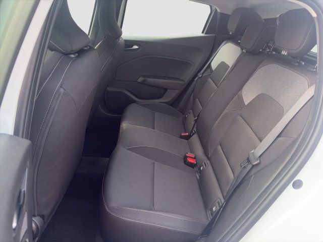 RENAULT Clio usata 9
