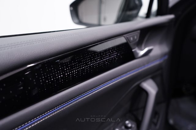 VOLKSWAGEN Tiguan usata, con Chiusura centralizzata