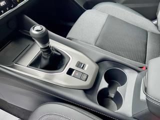 NISSAN Qashqai usata, con Fari LED