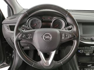 OPEL Astra usata, con Controllo automatico clima