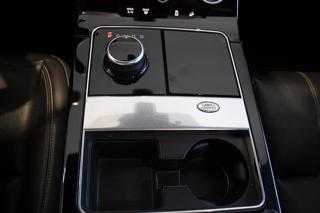 LAND ROVER Range Rover Velar usata, con Sistema di navigazione