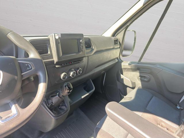 RENAULT Master usata, con Volante in pelle
