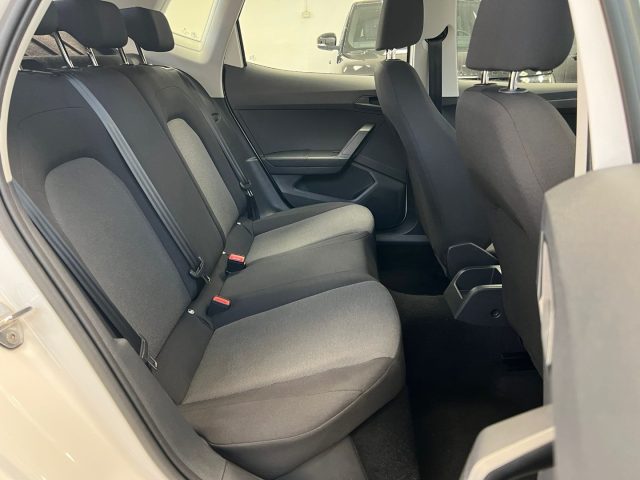 SEAT Arona usata, con Luci diurne LED