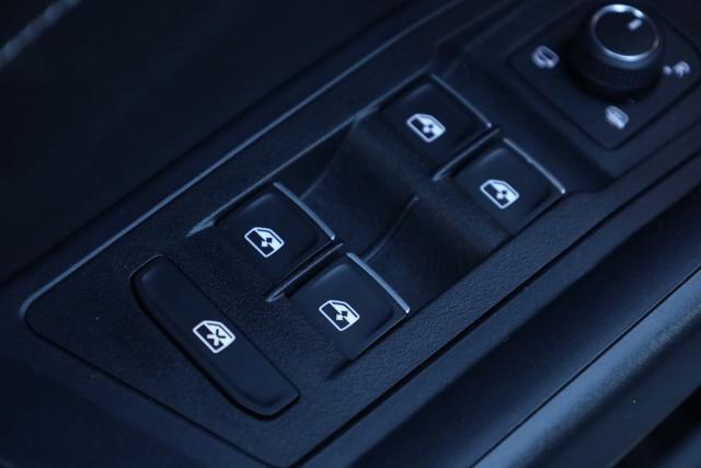 VOLKSWAGEN T-Roc usata, con Sensori di parcheggio anteriori