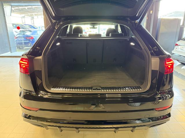 AUDI Q8 usata, con USB