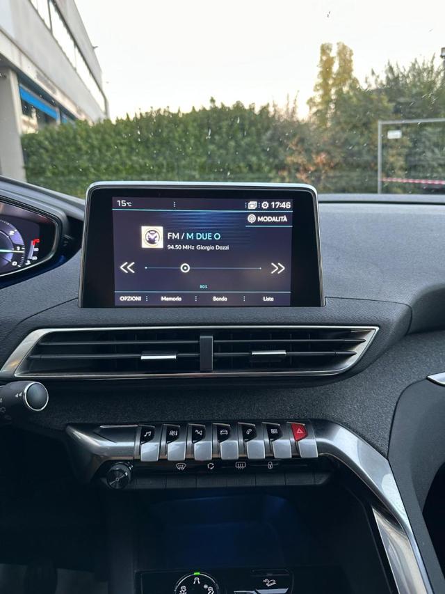PEUGEOT 3008 usata, con Fendinebbia