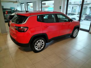 JEEP Compass usata, con Sedile posteriore sdoppiato