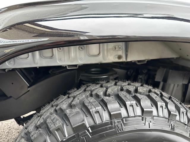 LAND ROVER Defender usata 11