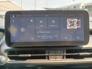 JEEP Avenger usata, con USB