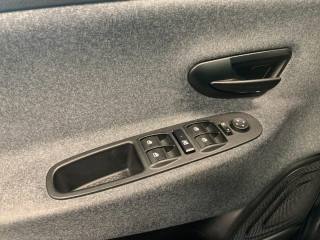 LANCIA Ypsilon usata, con Fari LED