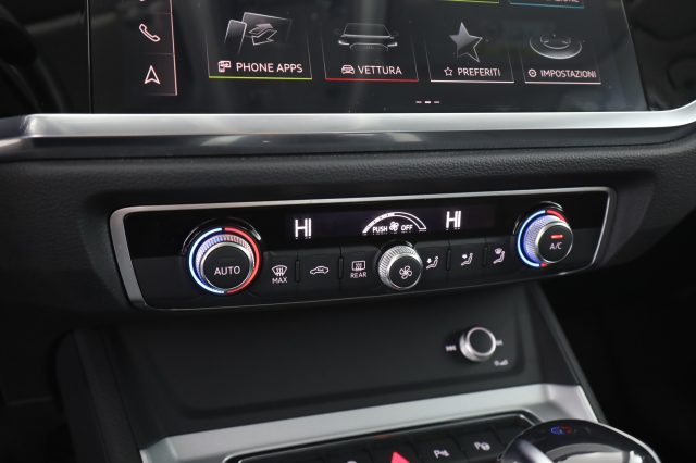 AUDI Q3 usata 9