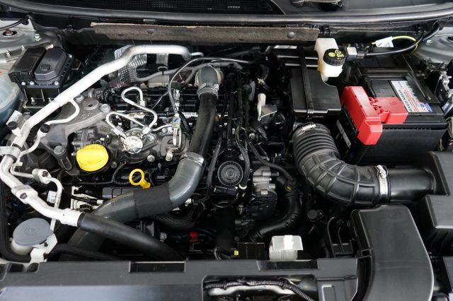 NISSAN Qashqai usata 60