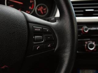 BMW 320 usata, con Sensori di parcheggio posteriori