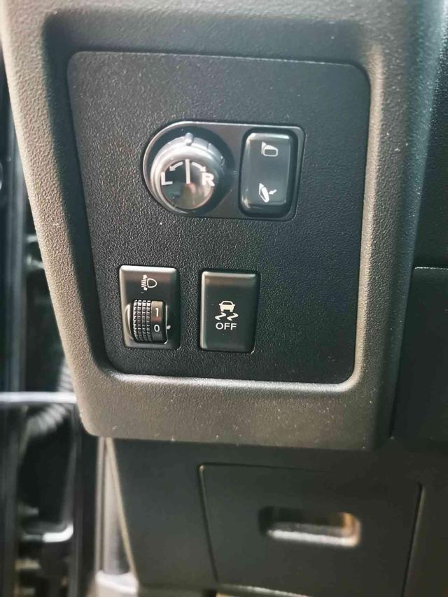 NISSAN Qashqai+2 usata, con Fendinebbia