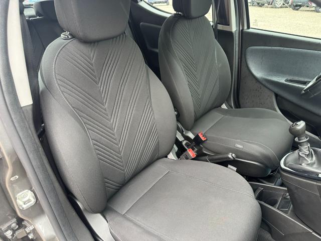 LANCIA Ypsilon usata, con Park Distance Control
