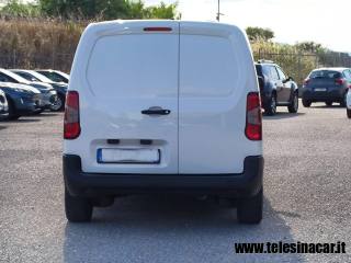 OPEL Combo usata, con Autoradio digitale