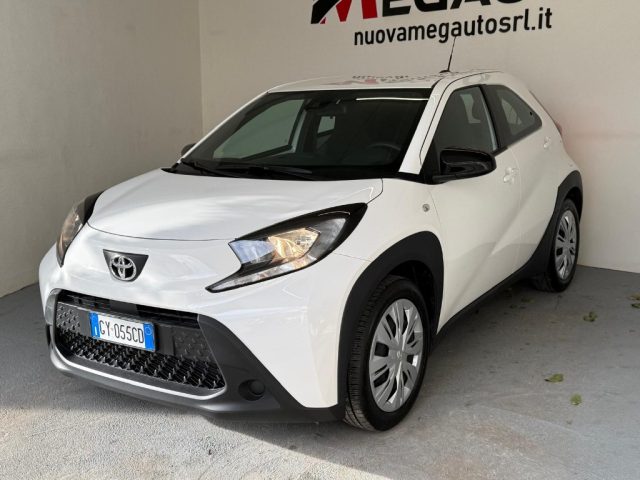 TOYOTA Aygo X usata, con Autoradio