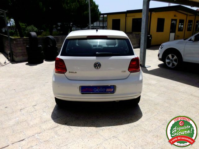 VOLKSWAGEN Polo usata, con Autoradio