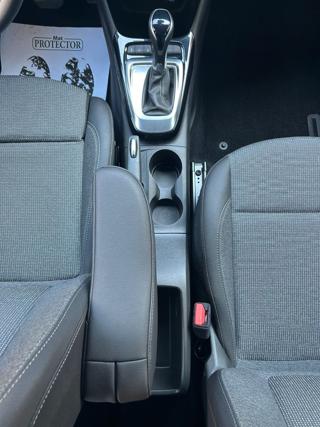OPEL Crossland usata, con Sedile posteriore sdoppiato