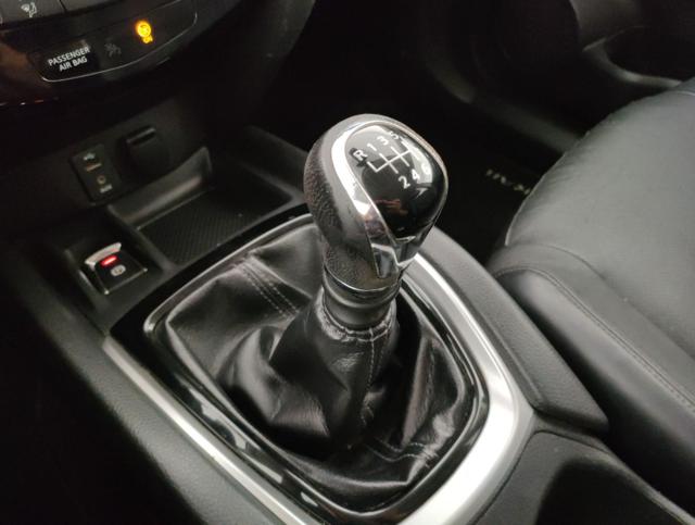 NISSAN X-Trail usata, con USB