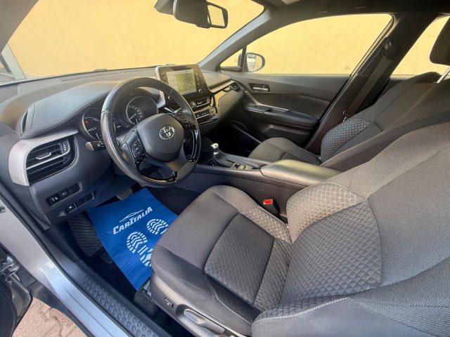 TOYOTA C-HR usata, con Climatizzatore