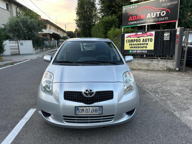 TOYOTA Yaris usata, con Airbag